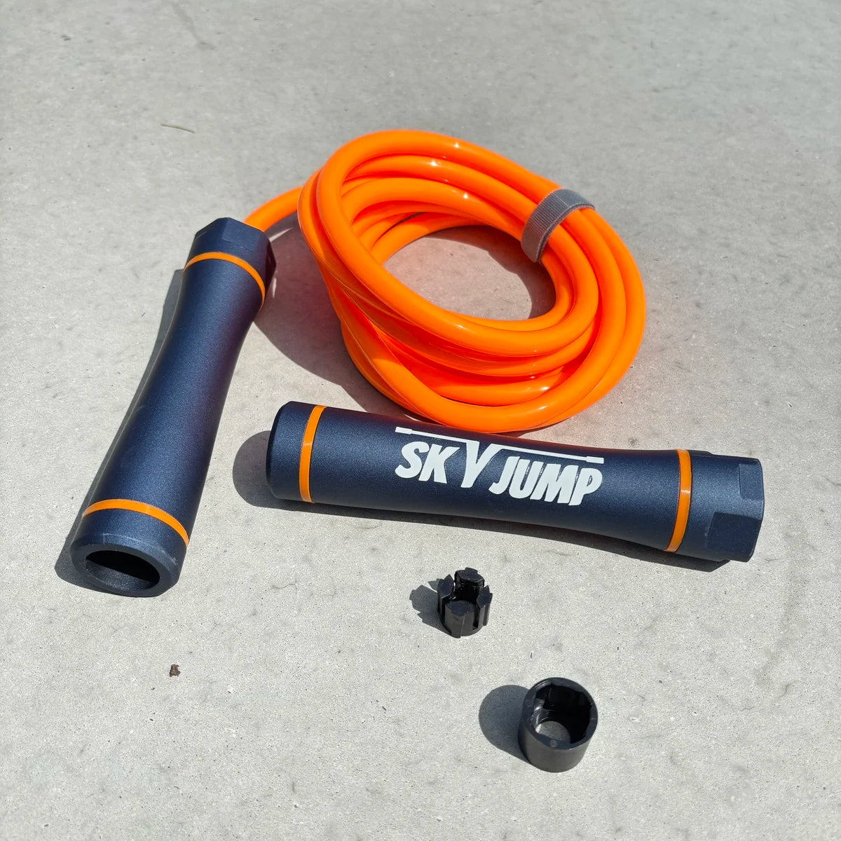 Corde à sauter lestée Orange Blaze 500g, robuste et maniable Skyjump