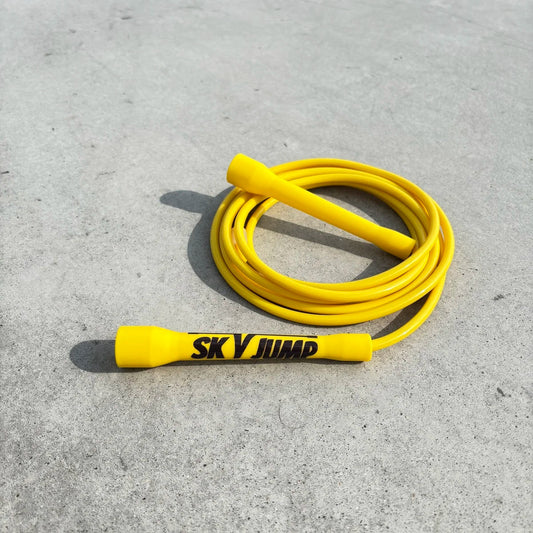 Corde à sauter PVC Golden Spark – Performante, maniable & durable Skyjump