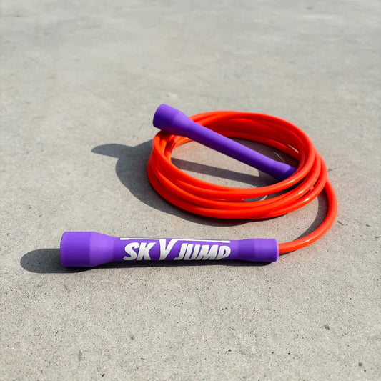 Pourquoi les cordes ultra légères sont une erreur pour progresser à la corde à saute Sky Jump