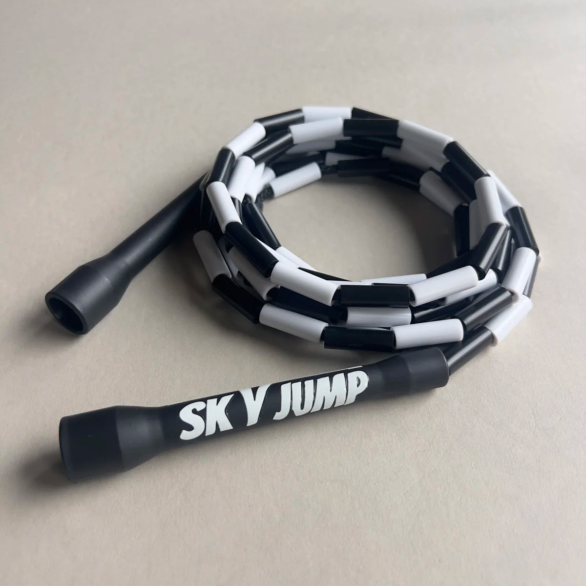 Damier — Freestyle Sky Jump