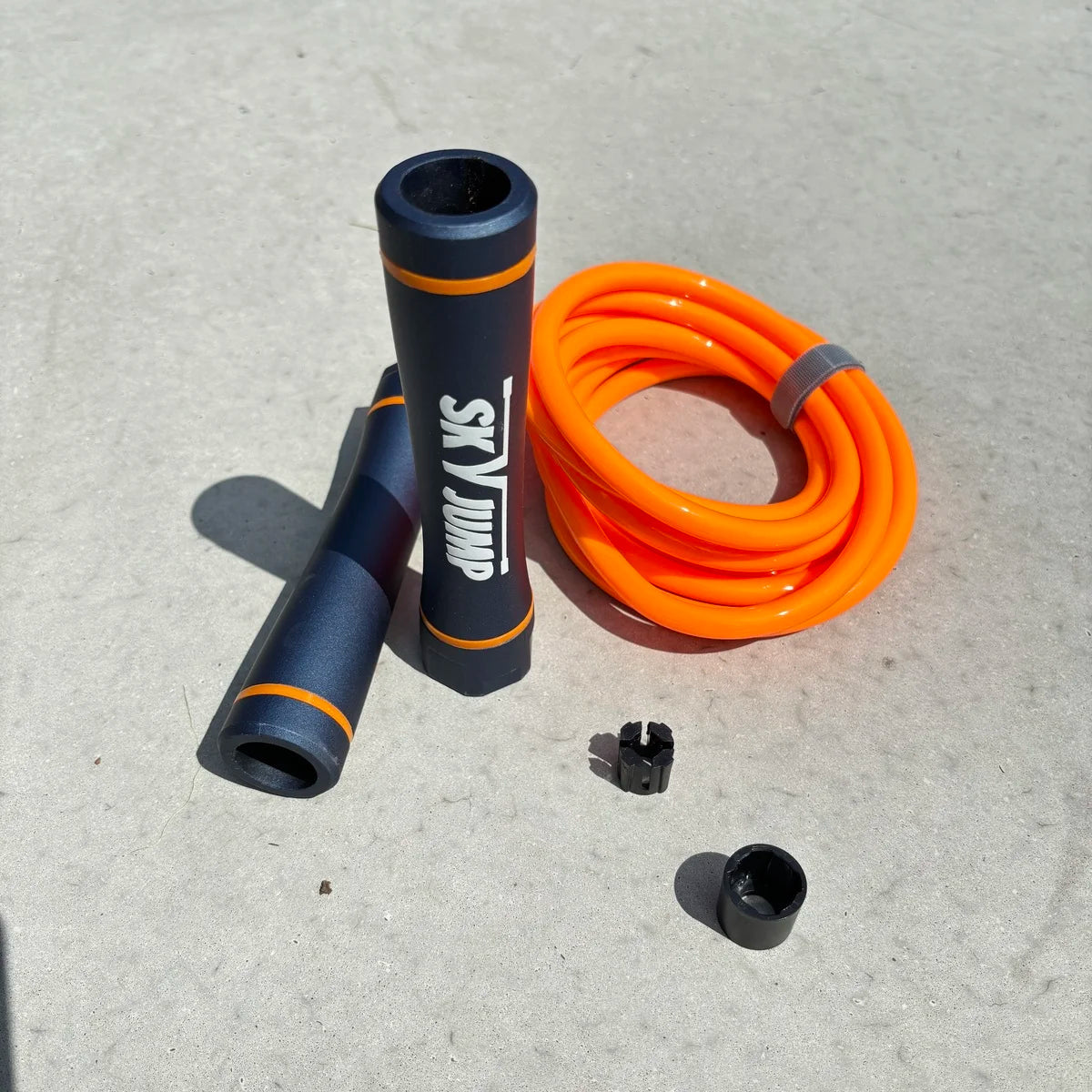 Corde à sauter lestée Orange Blaze 500g, robuste et maniable Skyjump